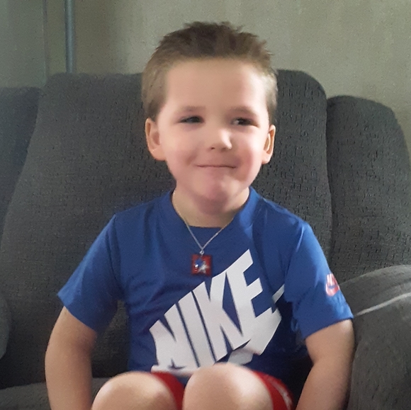 Meet your Posher, Denise - Picture 3 of 15